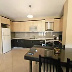 דירה Sion Sarand Holidays סרנדה
