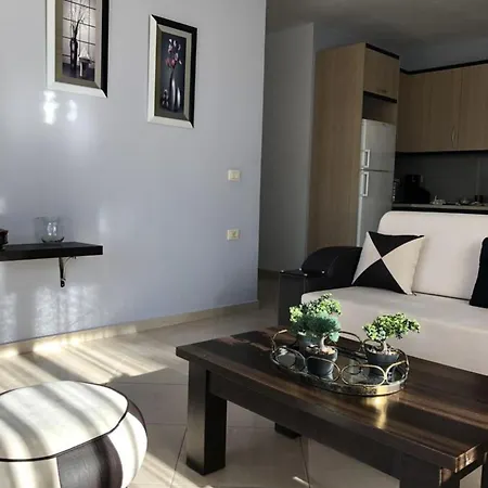 Apartment Sion Sarand Holidays *