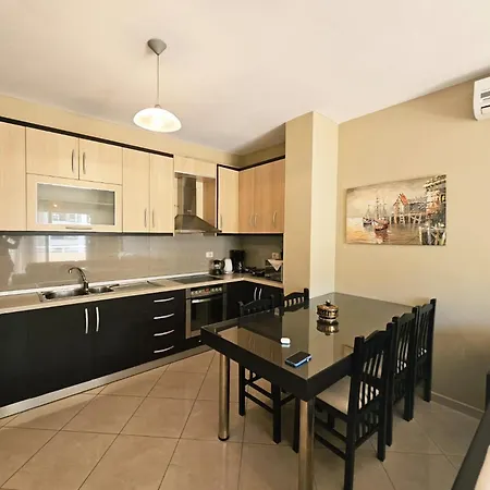 Sion Sarand Holidays Apartmán Sarandë